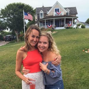 Meet your Posher, Julia